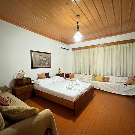 Grandpas House Hotel Gjirokaster Ngoại thất bức ảnh