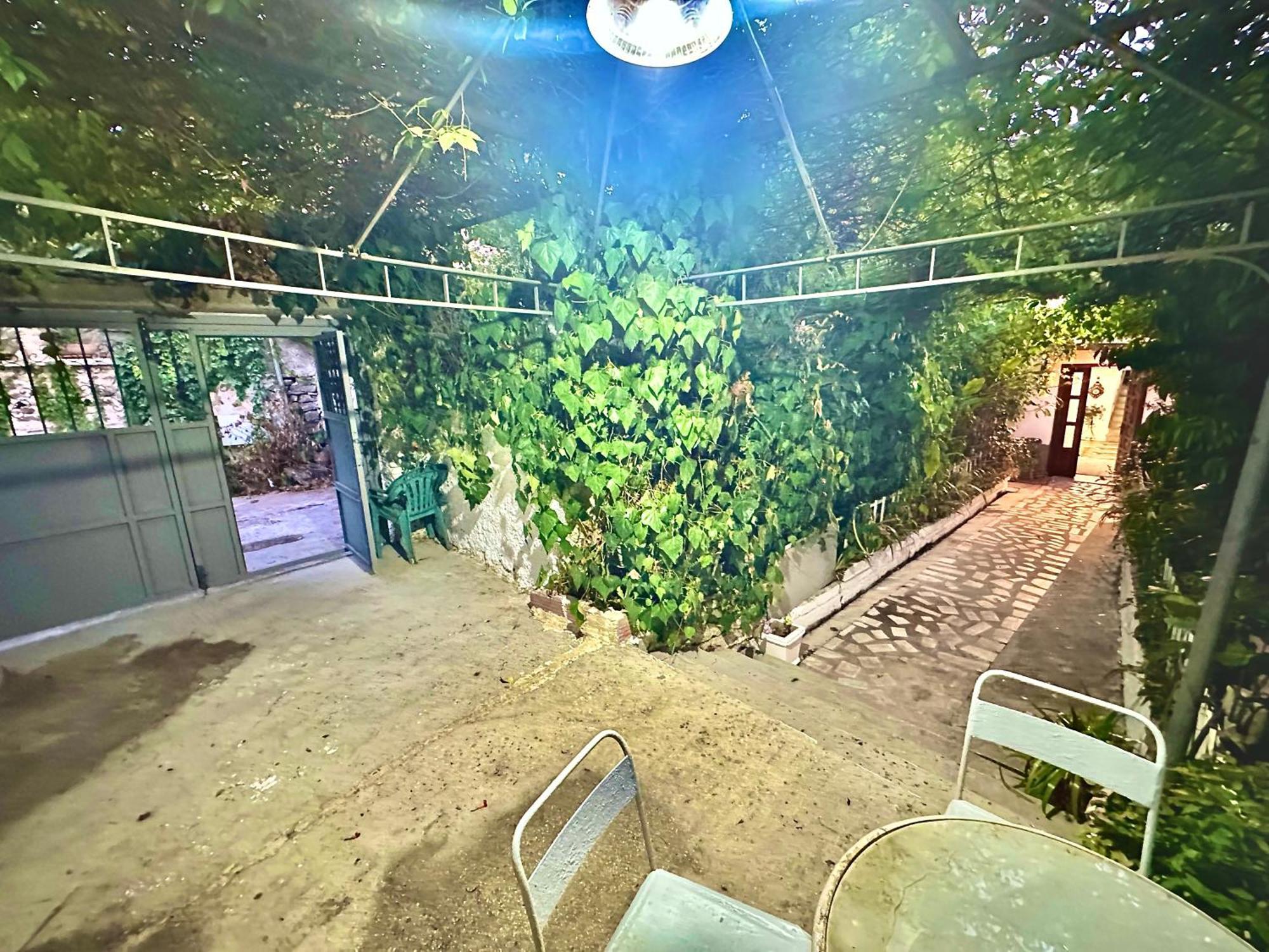 Grandpas House Hotel Gjirokaster Ngoại thất bức ảnh