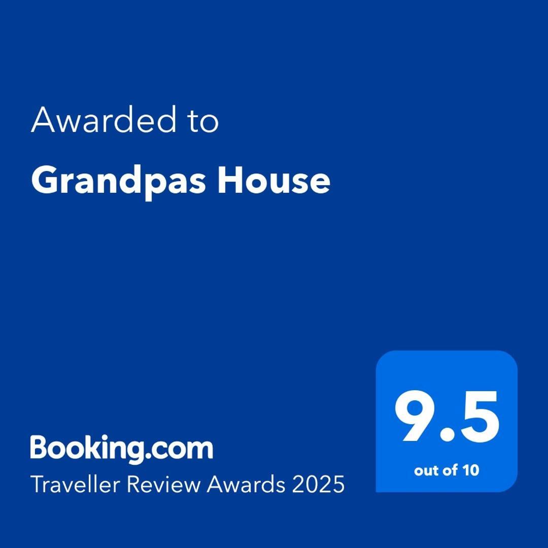 Grandpas House Hotel Gjirokaster Ngoại thất bức ảnh